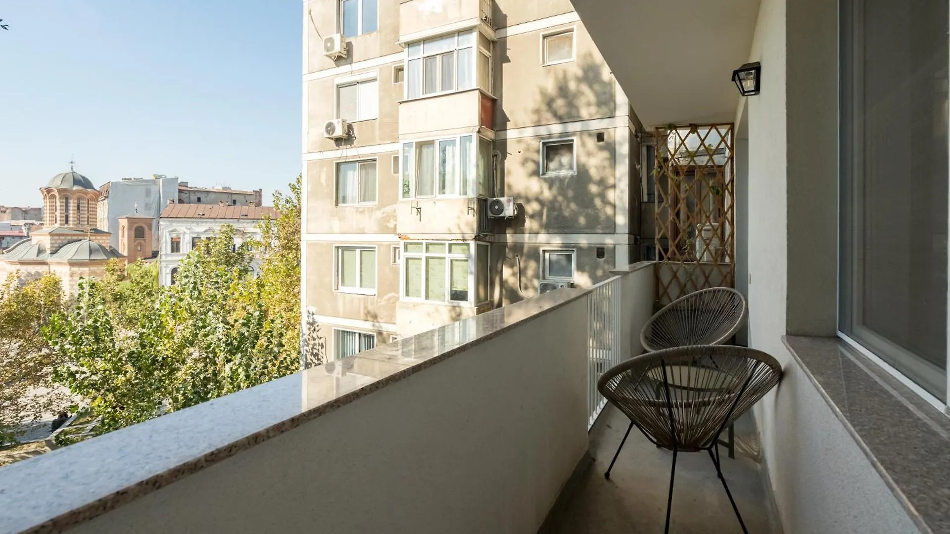 Emeris Old Town Bucharest Apartment