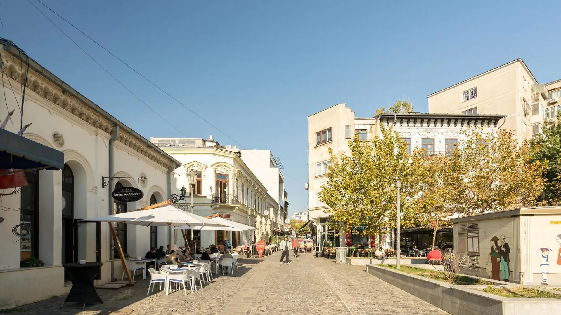 Emeris Old Town Bucharest Apartment